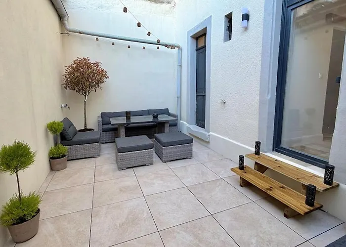 T2 Design Terrasse, Climatisé, Netflix * Mulhouse